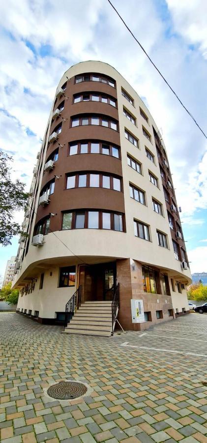 ياش Elyse Comfortable Apartment Close To Palas Mall المظهر الخارجي الصورة