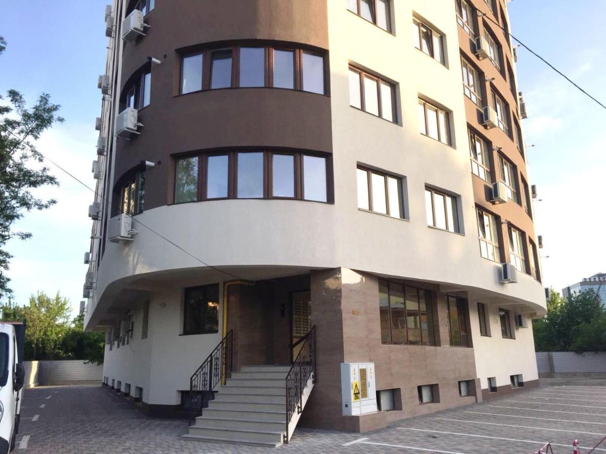 ياش Elyse Comfortable Apartment Close To Palas Mall المظهر الخارجي الصورة